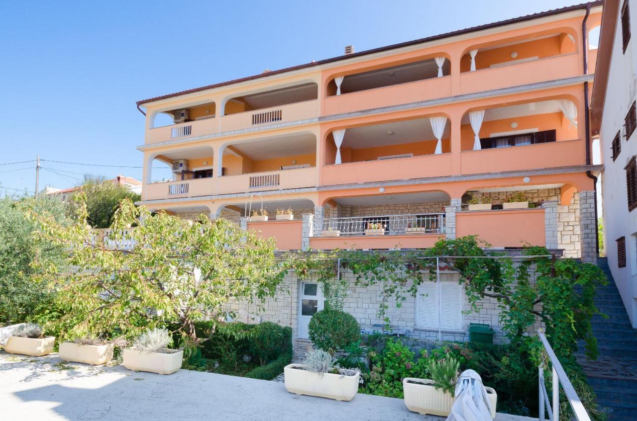 Apartments Mirjana B Лопар Екстериор снимка