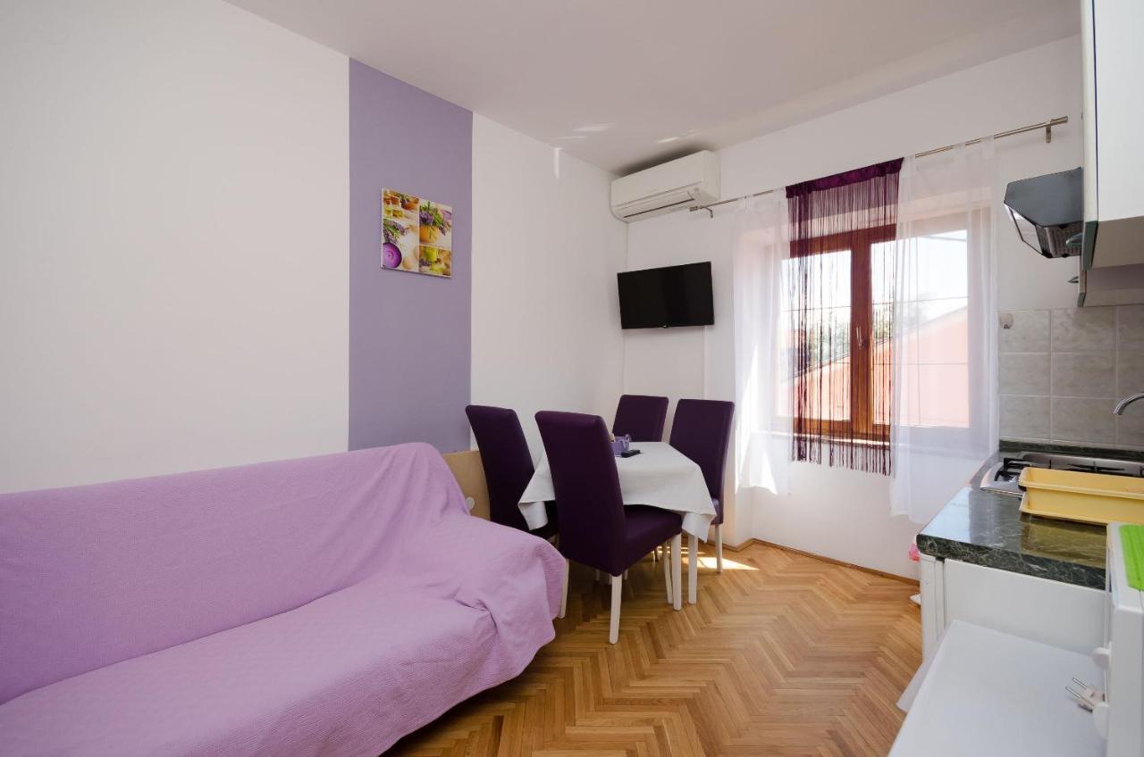 Apartments Mirjana B Лопар Екстериор снимка